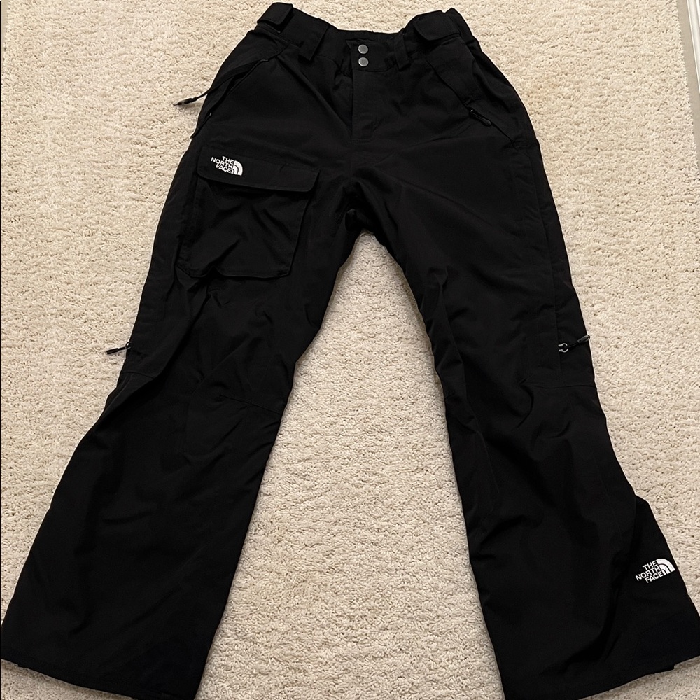 The North Face women’s Snow Pants in Black